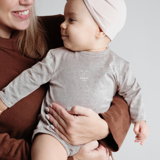Body Ema para bebé, 100% algodão orgânico, fecho em velcro, fácil de vestir e confortável.